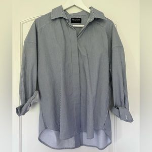 Modern Citizen Kendall Split Back Oversized Shirt - Navy/White - Size XS/S